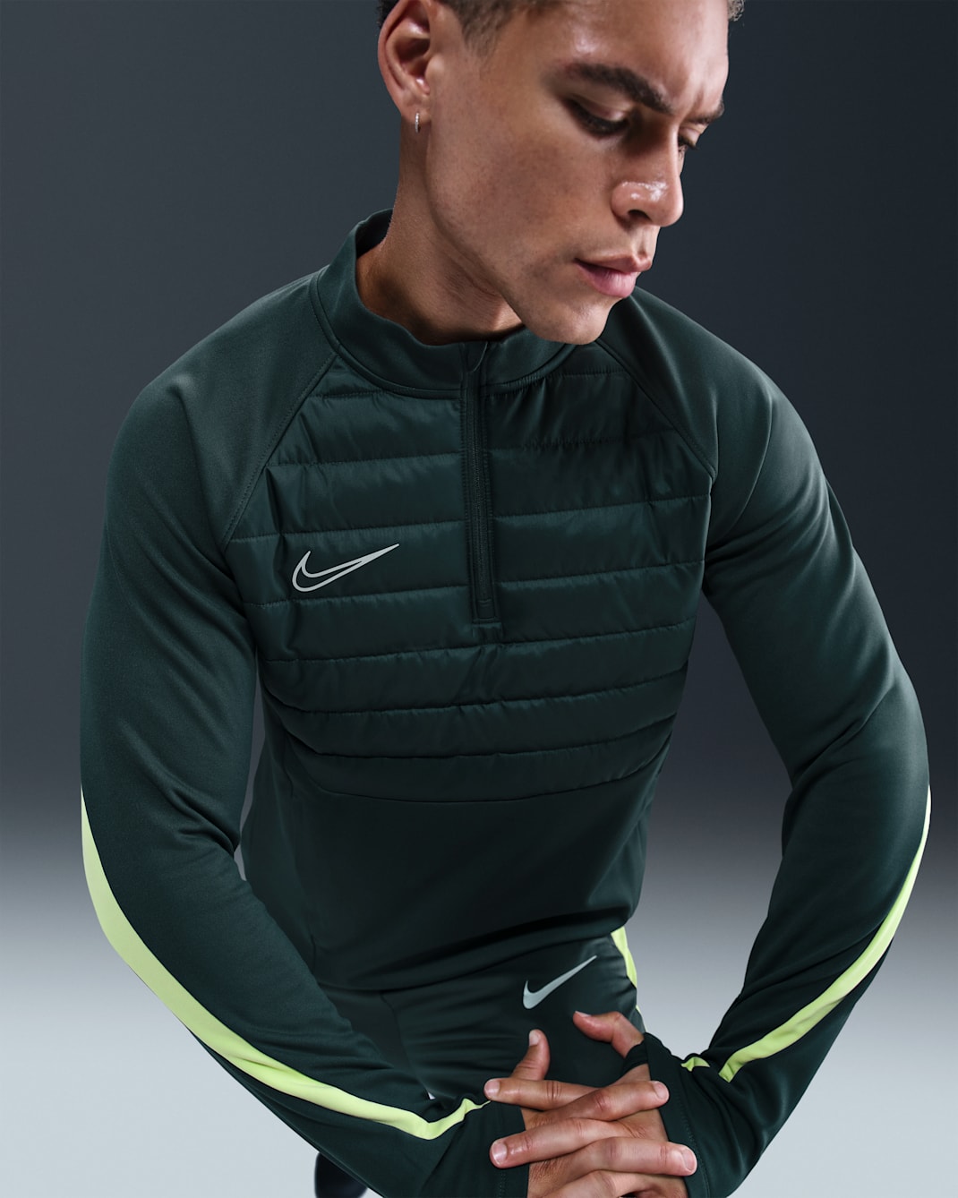 Nike Academy Winter Warrior Men's Therma-FIT 1/2-Zip Soccer Top