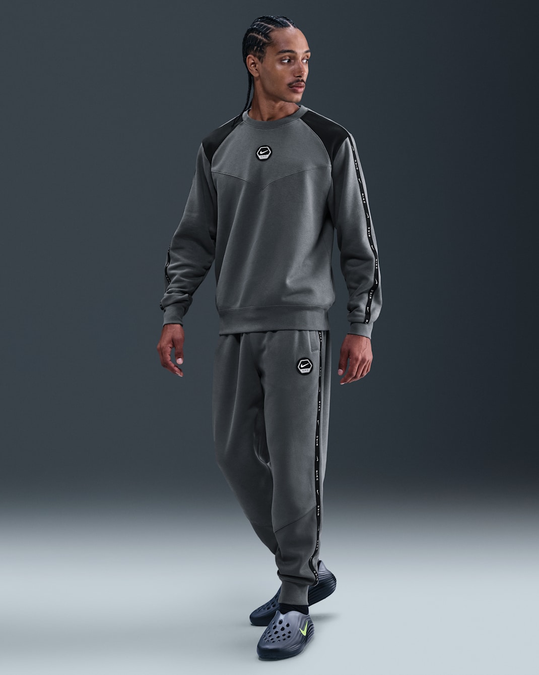 Nike Sportswear City Side joggingbroek van fleece voor heren - Iron Grey/Zwart