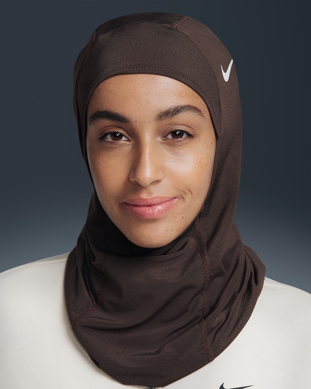 Nike Pro Hijab 2.0 - Baroque Brown/Sail