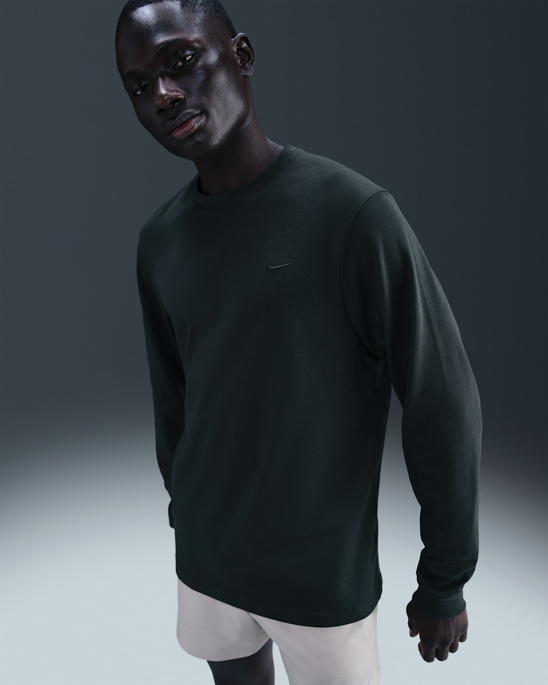 Nike Primary Men's Dri-FIT Long-Sleeve Versatile Top - Seaweed/Seaweed