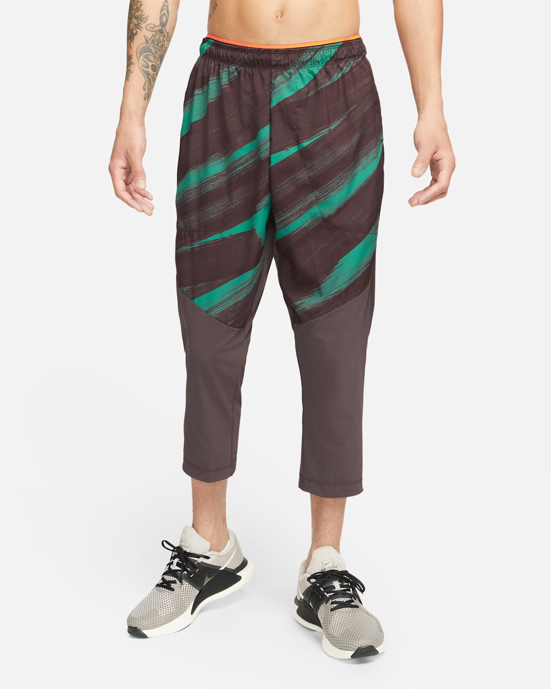 Nike Dri-FIT Sport Clash Men's Woven Training Trousers - Brown Basalt/Rush Orange
