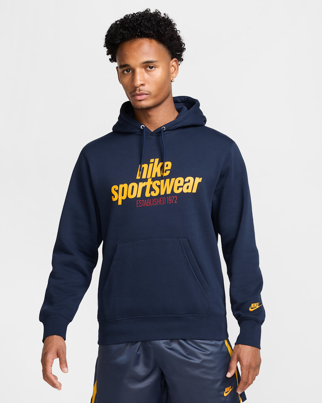 Nike Club Men's Fleece Pullover Hoodie - Obsidian/Obsidian/University Gold