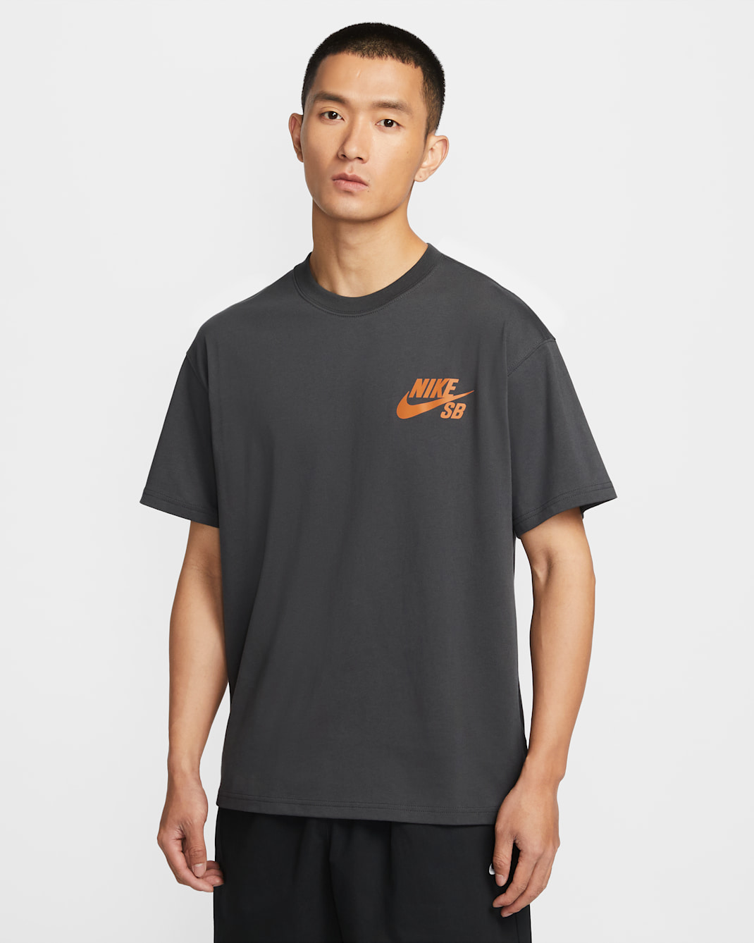 Nike SB Logo Skate T-Shirt - Dark Smoke Grey