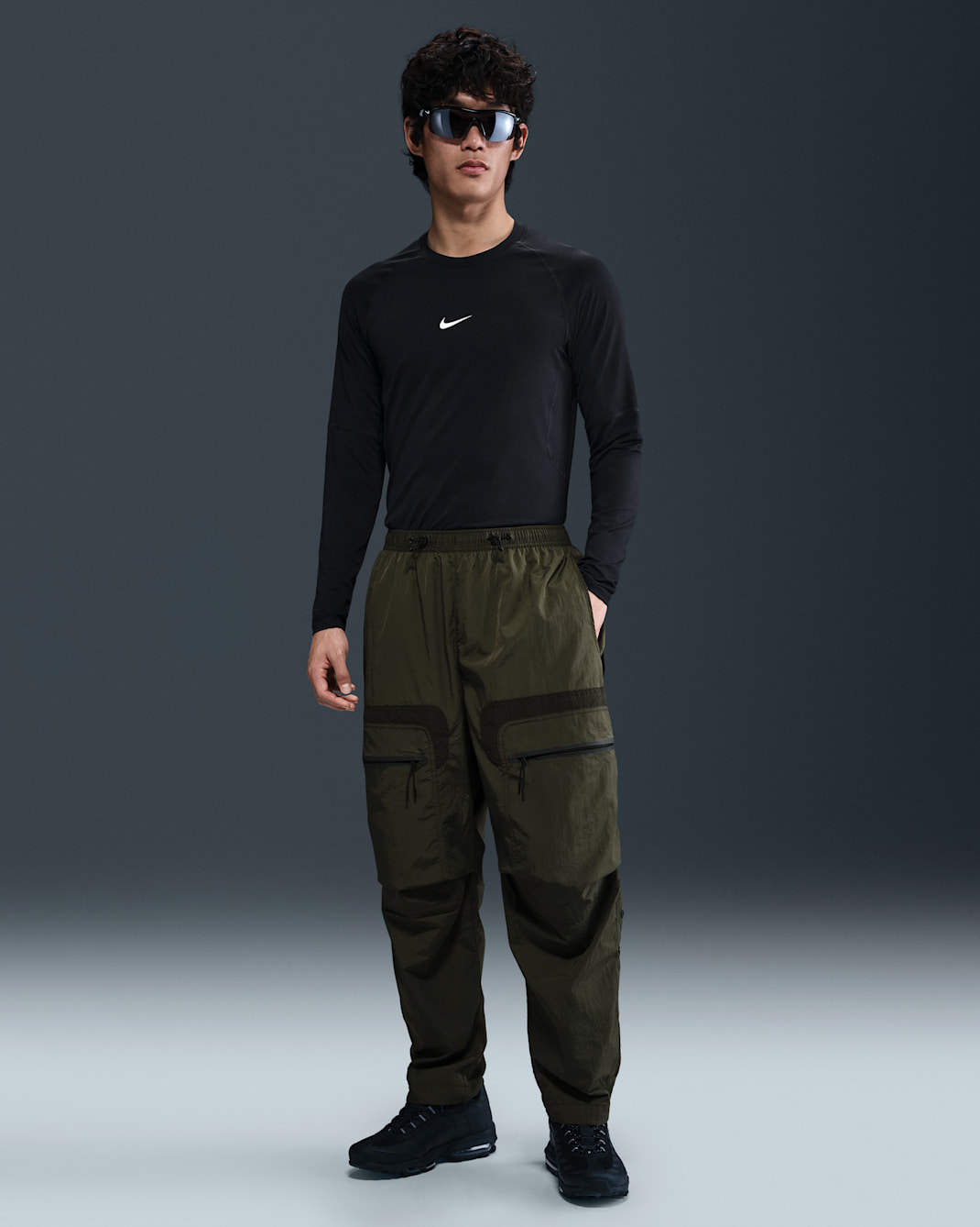 ナイキ テック メンズ ウーブン カーゴ パンツ - セコイア/ブラック