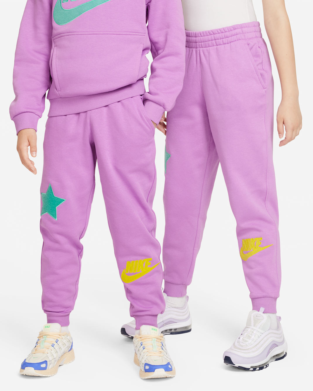 Nike Sportswear Club Fleece Older Kids' Joggers - Rush Fuchsia/Emerald Rise/Opti Yellow