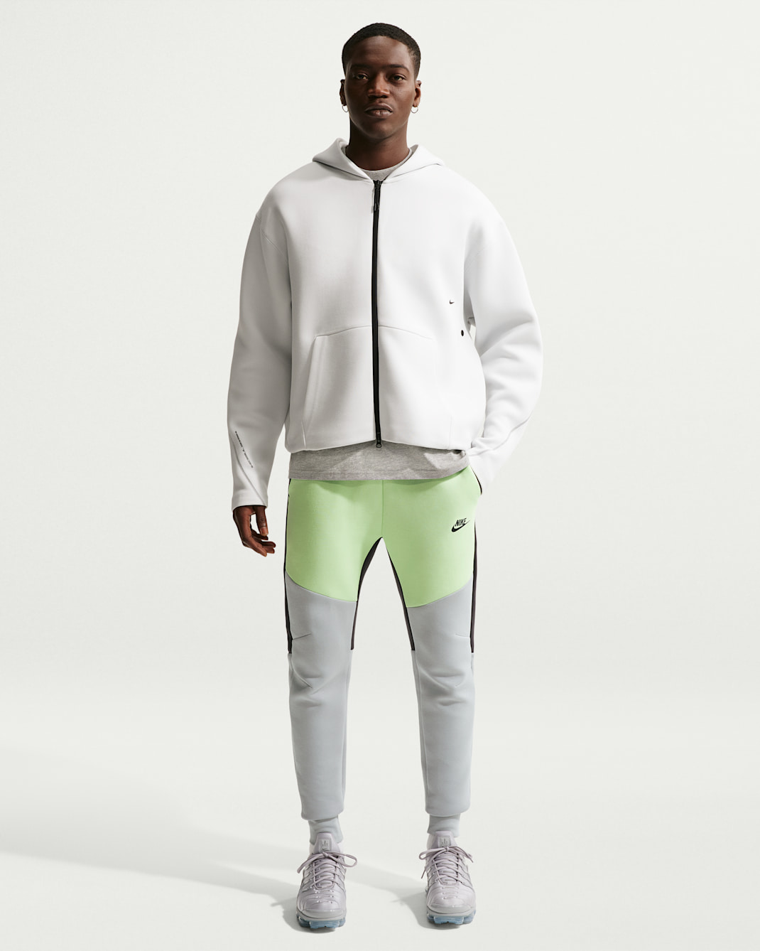 Nike Tech Men's Fleece Joggers - Light Liquid Lime/Anthracite/Light Smoke Grey/Black