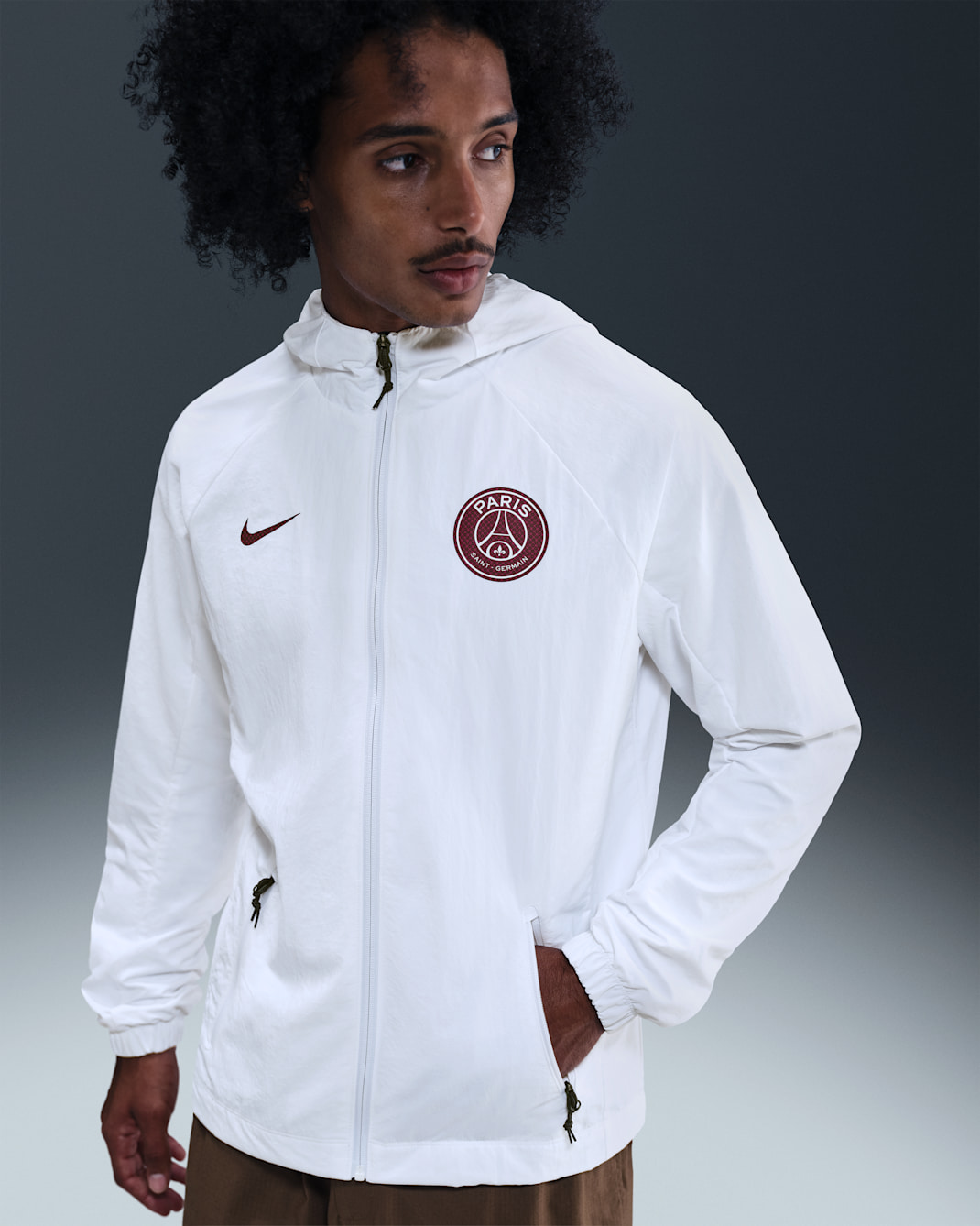 Paris Saint-Germain AWF Men's Nike Football Woven Jacket - White/University Red