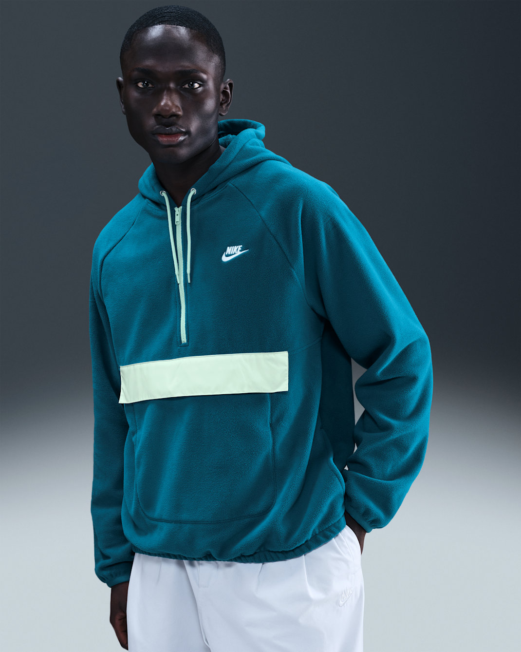 Haut d'hiver Nike Sportswear Club pour homme - Green Abyss/Mint Foam/Blanc