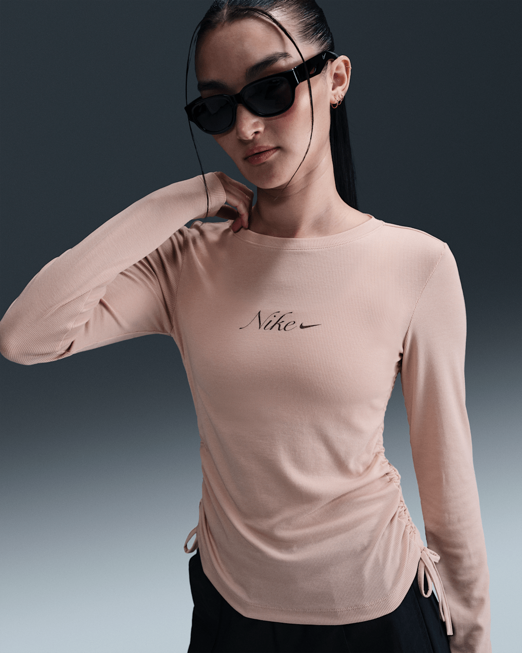 나이키 스포츠웨어 여성 골지 긴팔 크롭 탑 - 파슬 스톤/밍크 브라운