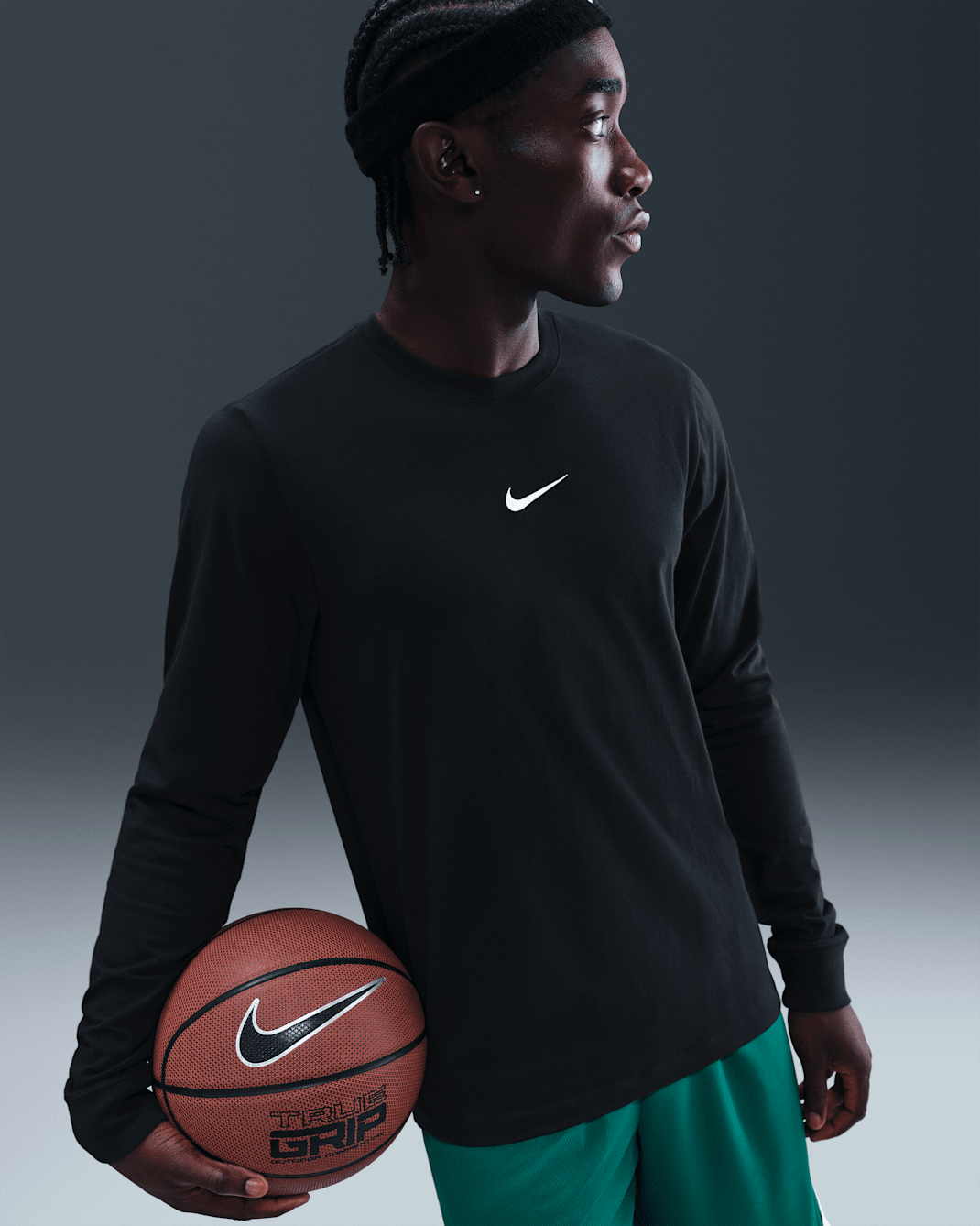 Nike Men's Basketball Long-Sleeve T-Shirt - Black