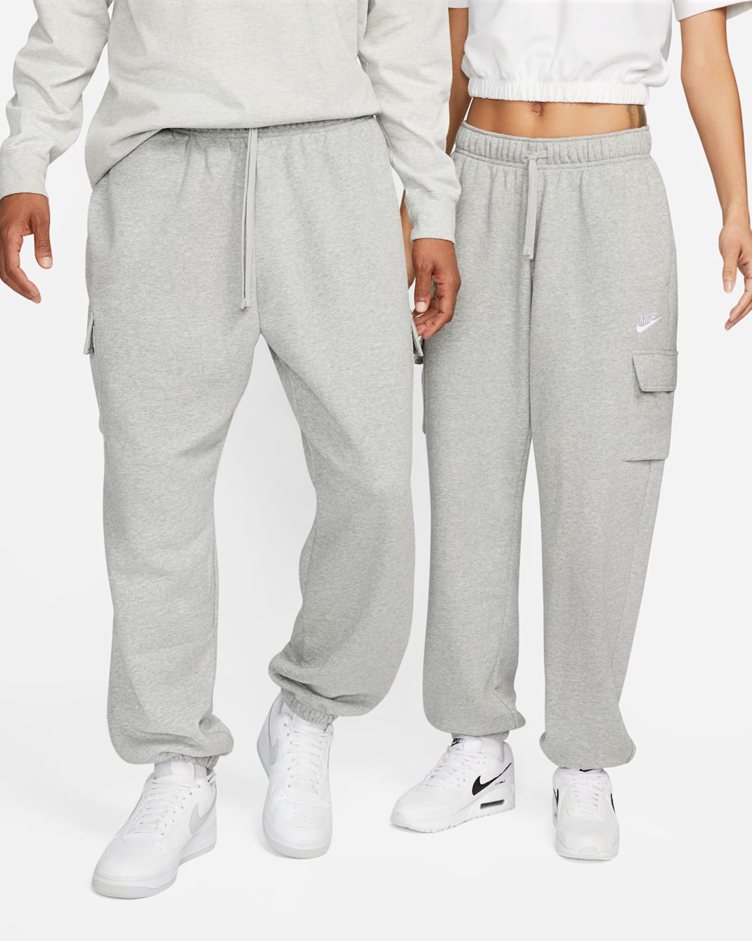 Nike Sportswear Club Fleece Women's Mid-Rise Oversized Cargo Sweatpants - Dark Grey Heather/White