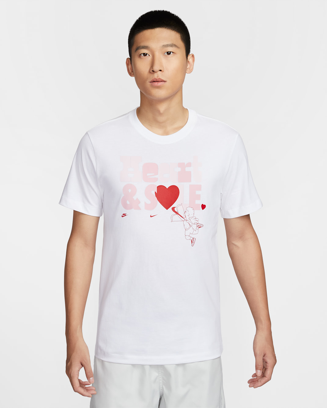 Nike Sportswear 男款 T 恤 - 白色