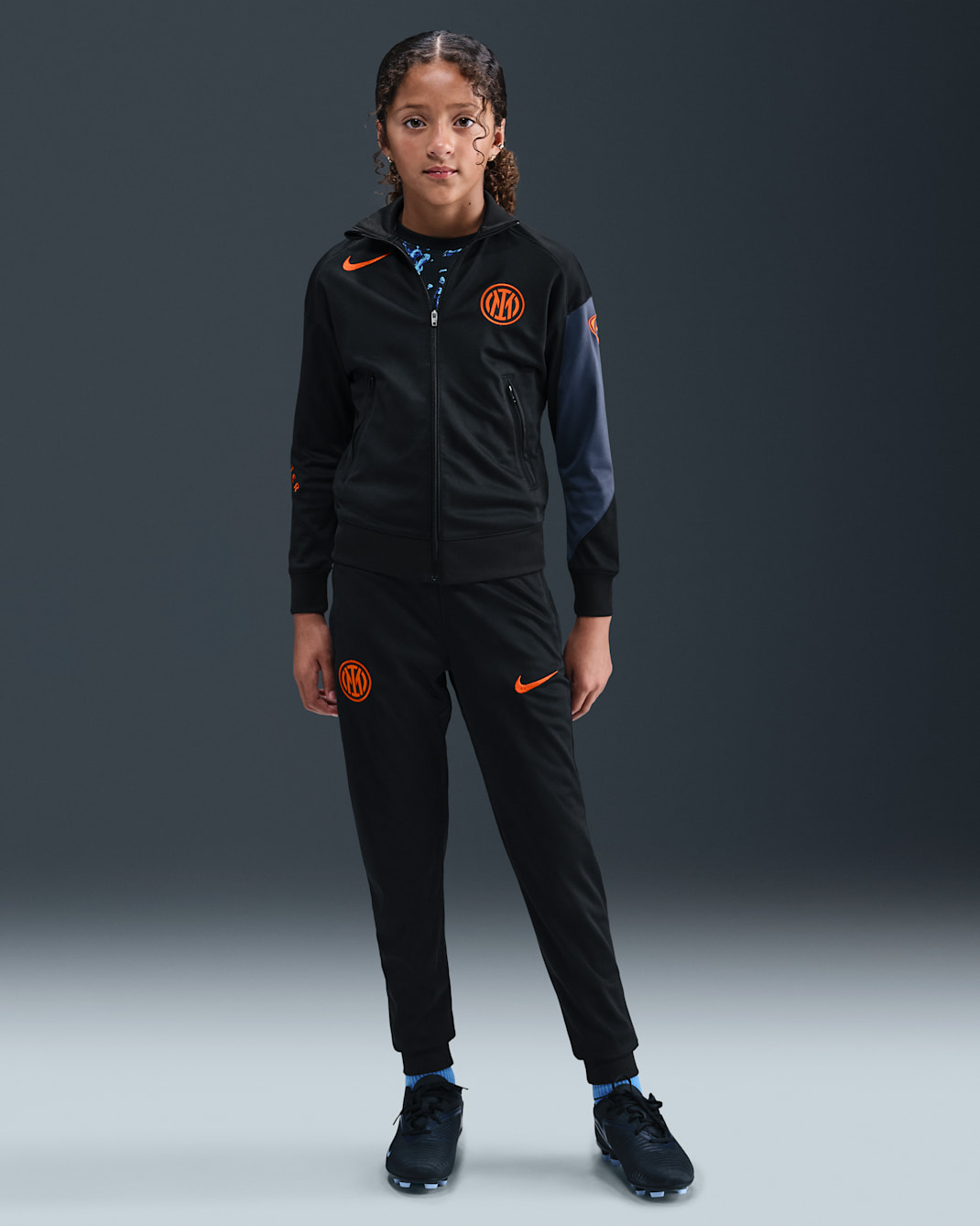Inter Milan Strike Third Older Kids' Nike Dri-FIT Total 90 Football Knit Tracksuit - Black/Black/Thunder Blue/Safety Orange