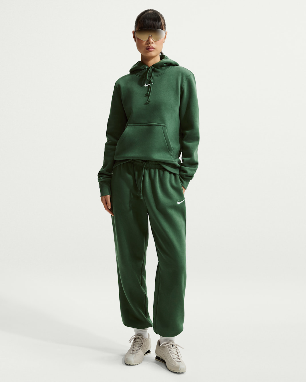 Nike Sportswear Phoenix Fleece Women's High-Waisted Oversized Tracksuit Bottoms - Fir/Sail