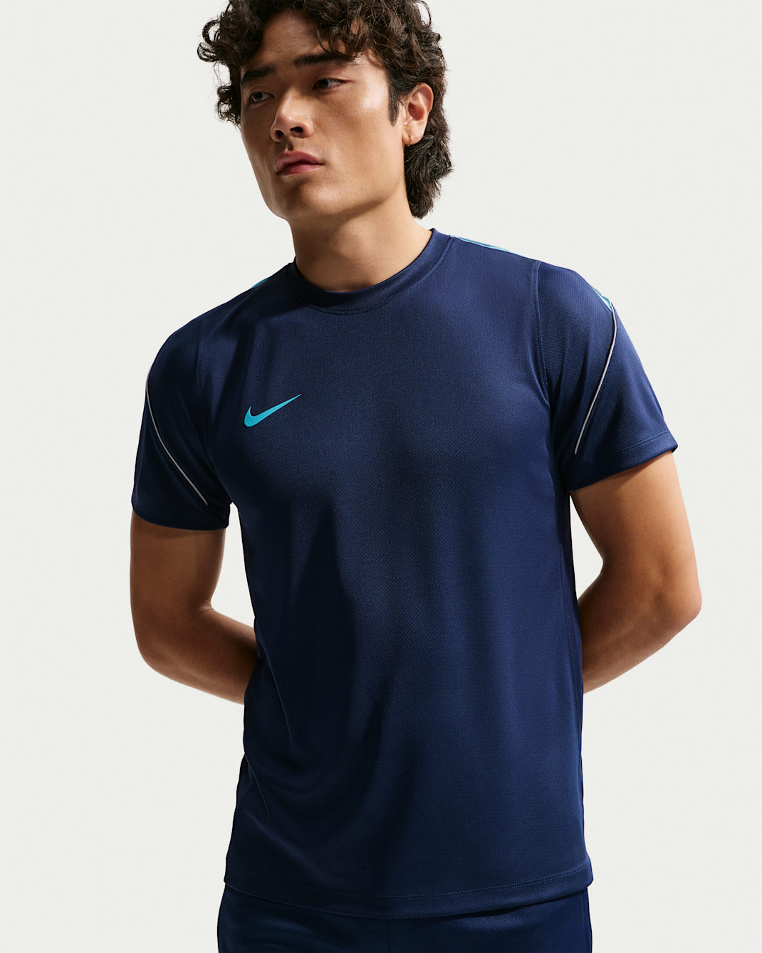 ナイキ ストライク メンズ Dri-FIT ショートスリーブ サッカートップ - ミッドナイトネイビー/ビビッドスカイ/ビビッドスカイ/ビビッドスカイ