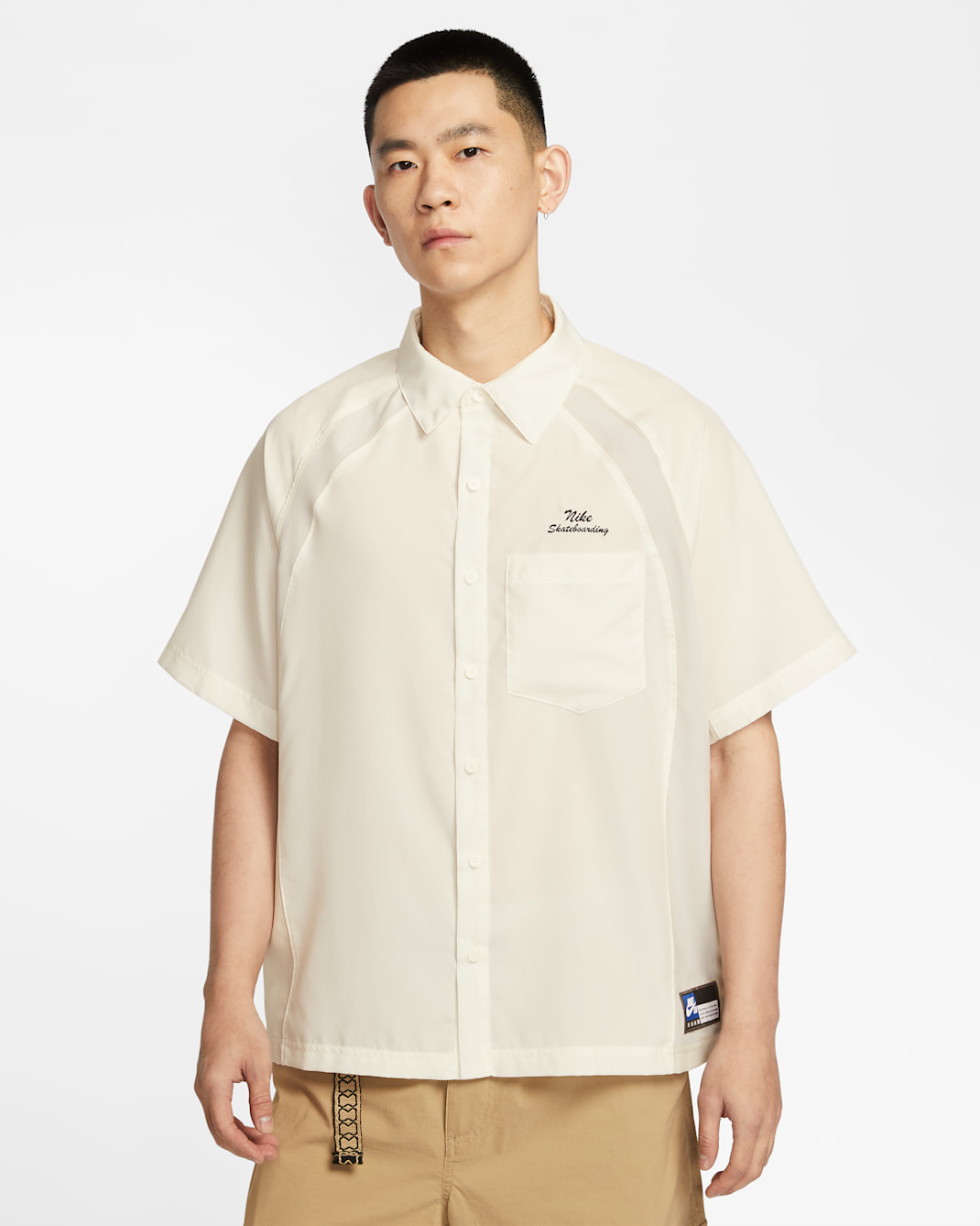 Nike SB Dri-FIT Woven Short-Sleeve Bowler Shirt - Sail/Light Bone/Black
