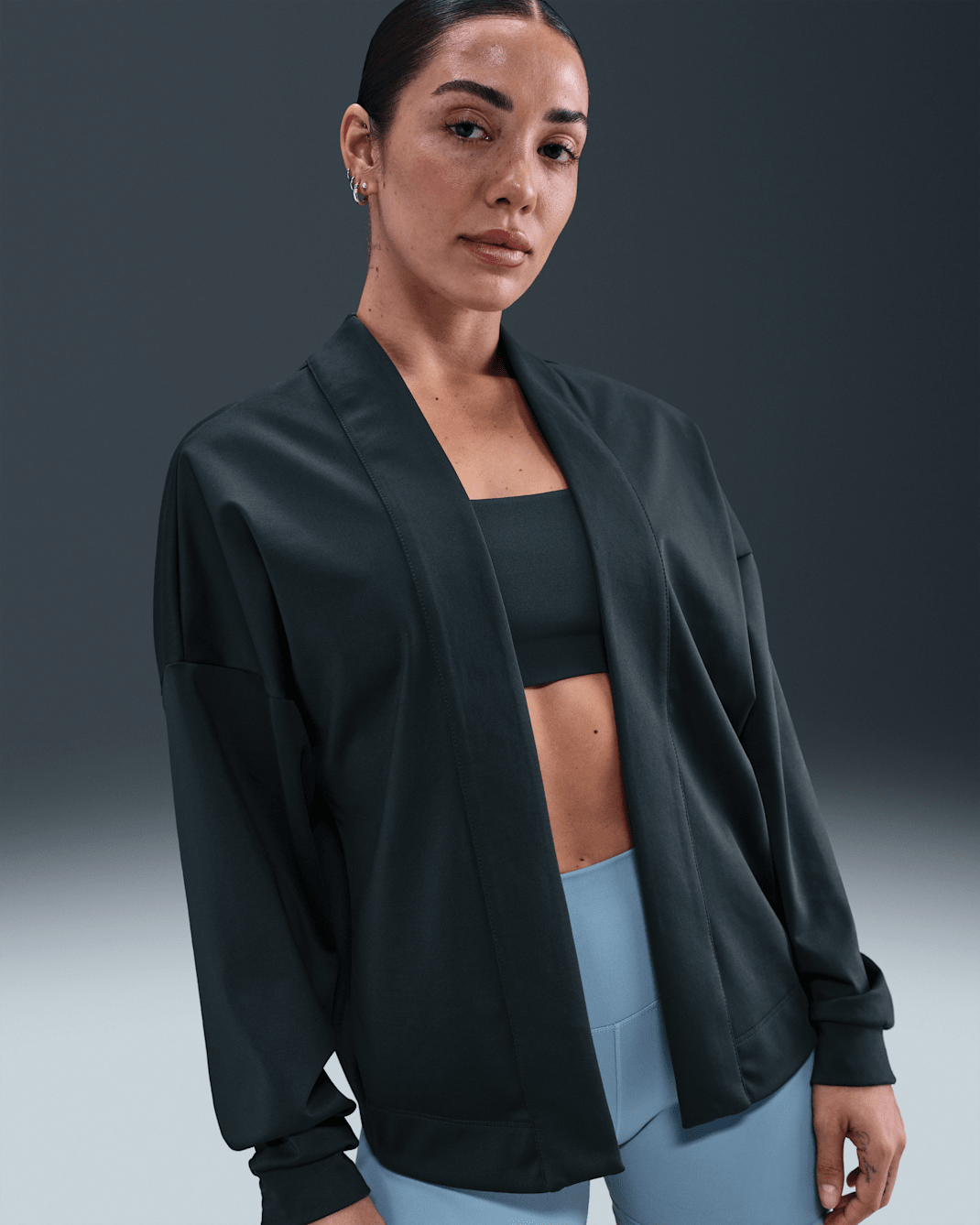 Oversized Nike Zenvy Dri-FIT-cardigan til kvinder - Seaweed/hvid