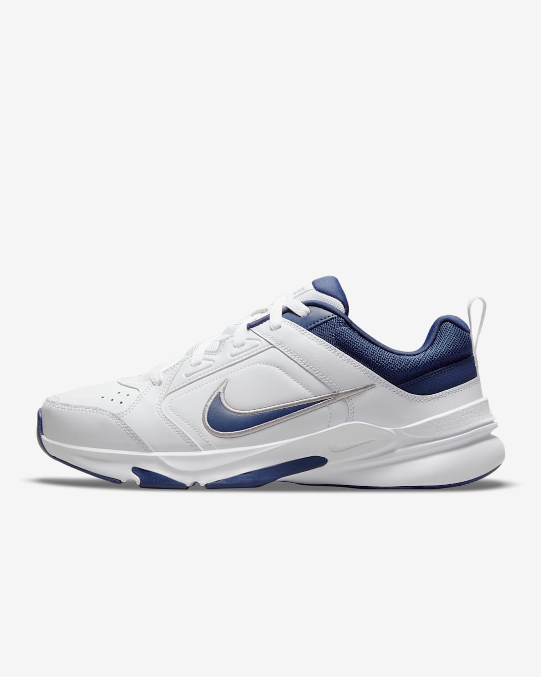 Nike Defy All Day Herren-Laufschuh - Weiß/Metallic Silver/Midnight Navy