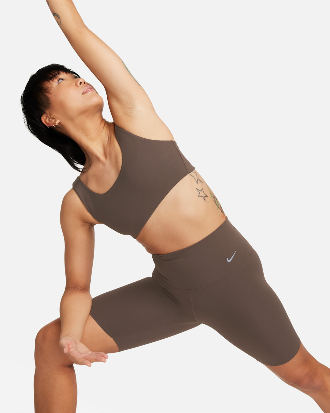 Nike Zenvy Women's High-Waisted 8" Biker Shorts - Baroque Brown/Black