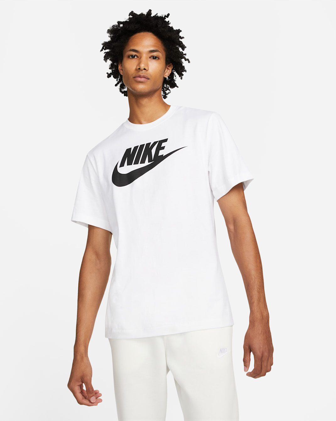 Nike Sportswear Men's T-Shirt - White/Black