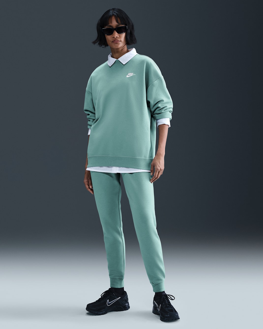 Nike Sportswear Club Fleece Women's Mid-Rise Joggers - Cannon/White