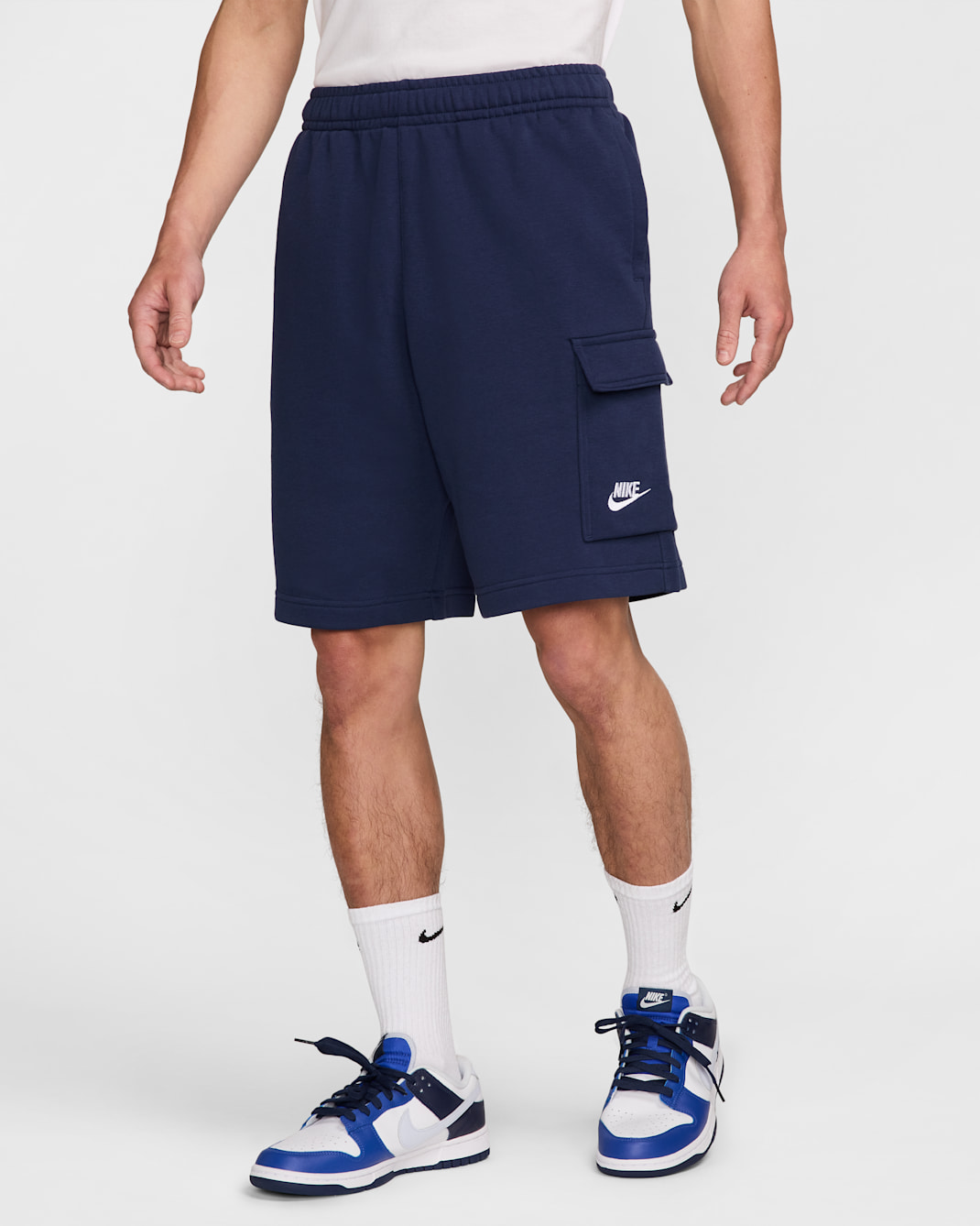 ナイキ スポーツウェア クラブ メンズ フレンチ テリー カーゴ ショートパンツ - ミッドナイトネイビー/ミッドナイトネイビー/ホワイト