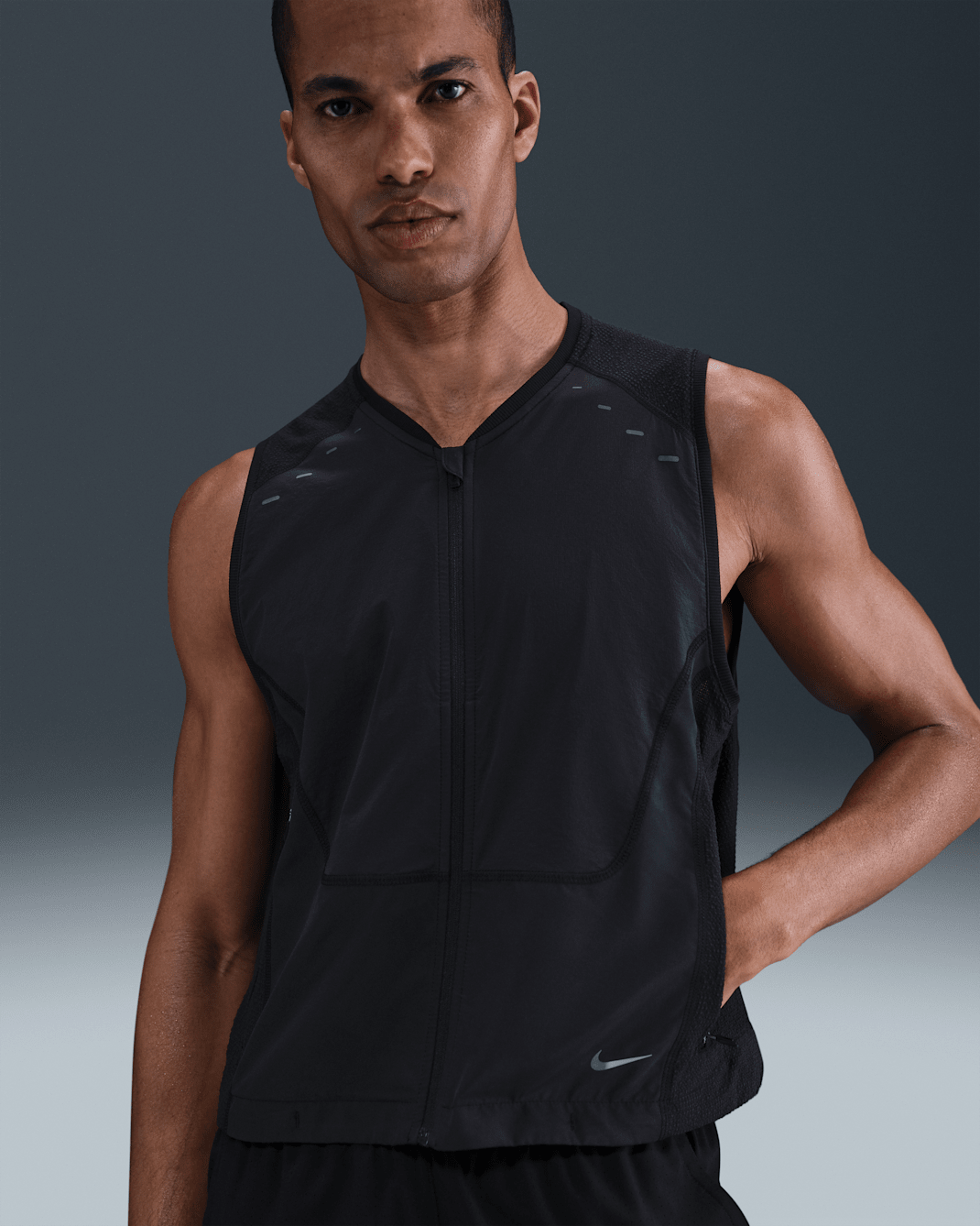 Nike Run Men's Dri-FIT ADV Running Utility Gilet - Black