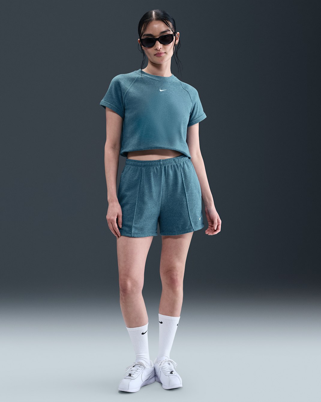 나이키 스포츠웨어 칠 테리 여성 미드라이즈 4인치 프렌치 테리 쇼츠 - 스모키 블루/헤더/세일