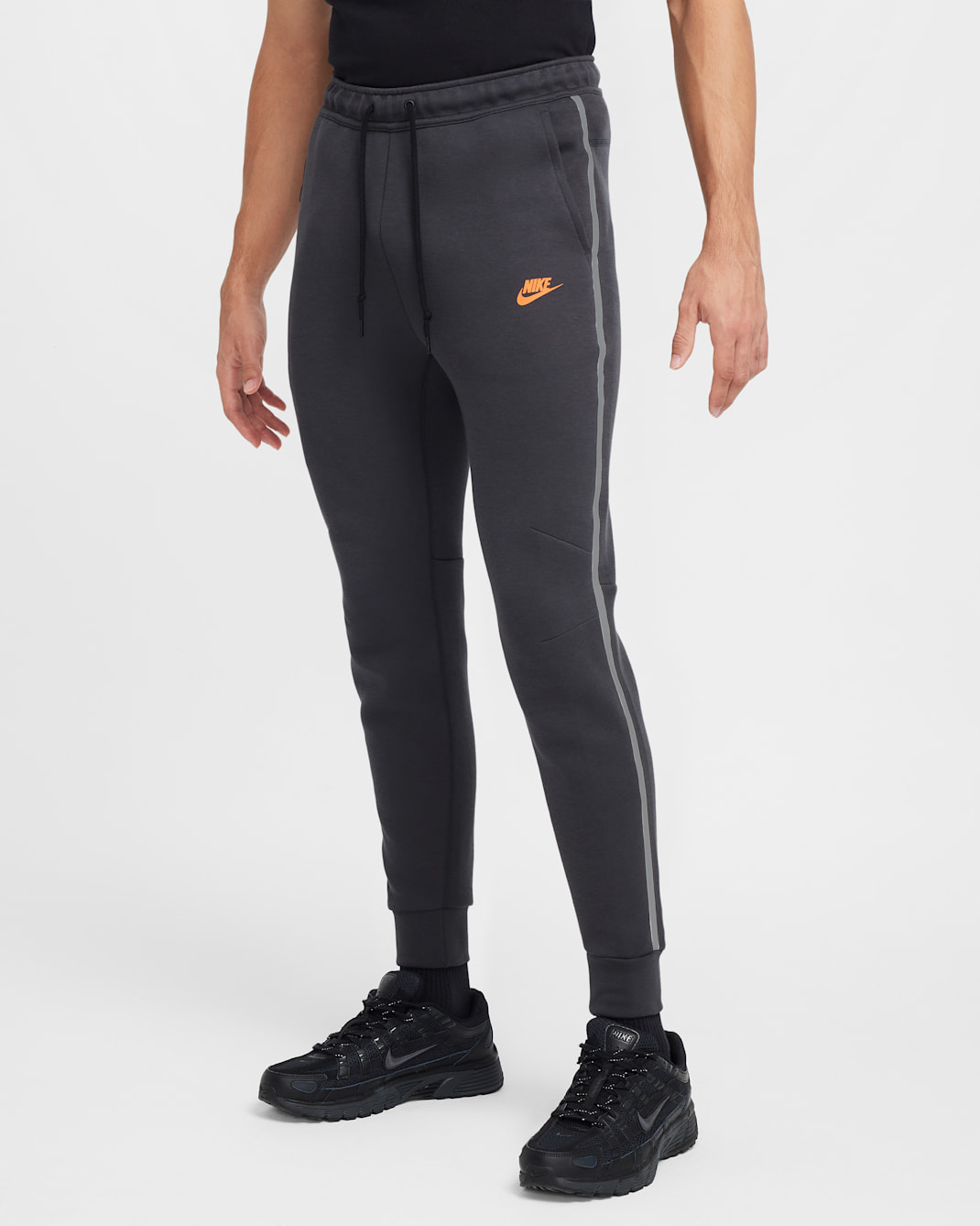 Pantaloni jogger in fleece Nike Tech – Uomo - Antracite/Safety Orange