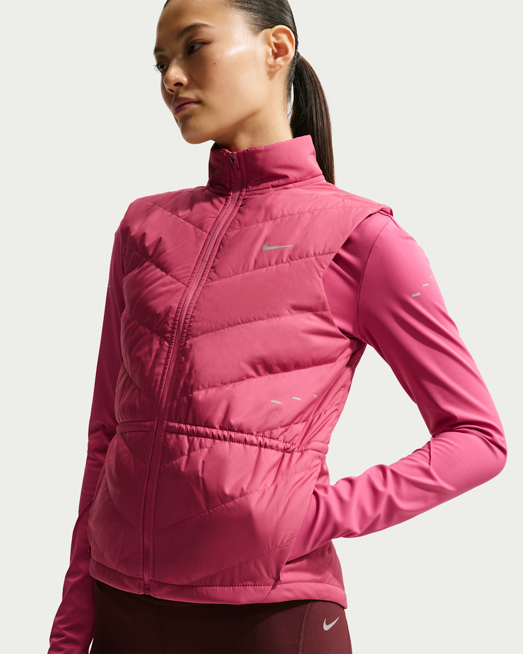 나이키 스위프트 여성 써마 핏 러닝 베스트 - 스위트 비트