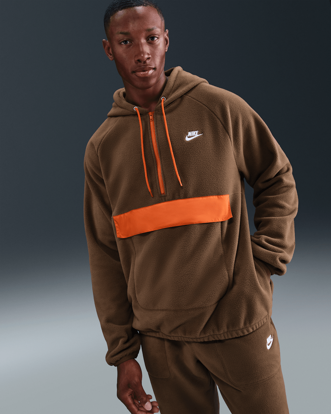 Nike Sportswear Club Men's Winterized Top - Mosswood Brown/Campfire Orange/White