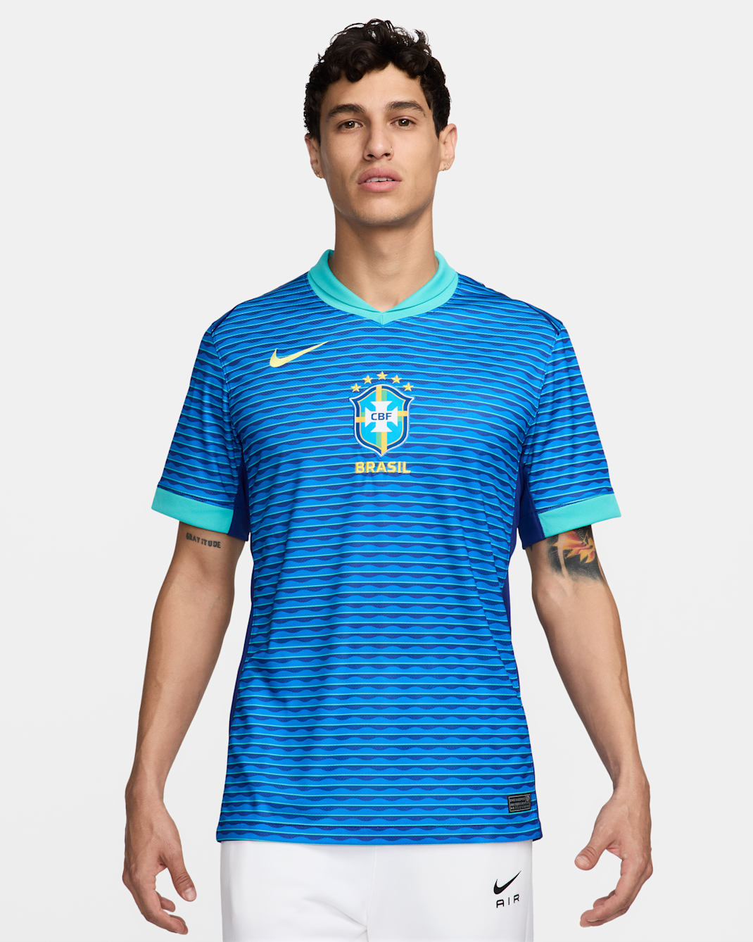 Jersey de fútbol Nike Dri-FIT replica de Brasil visitante 2024 Stadium para hombre - Vuelo/Retro claro/Amarillo dinámico