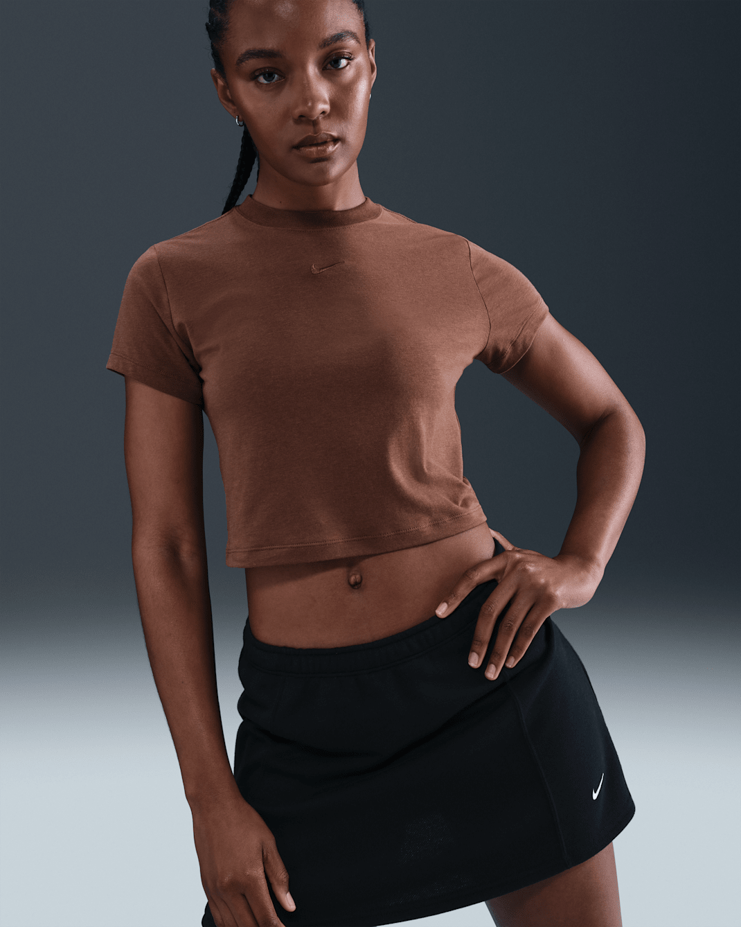 Playera cropped para mujer Nike Sportswear Chill Knit - Marrón fauna