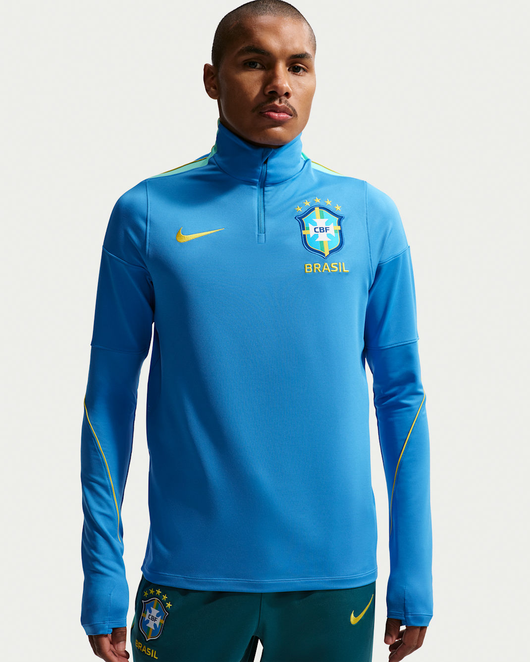 Brazília Strike Nike Dri-FIT férfi futballedzőfelső - Light Photo Blue/Light Menta/Midwest Gold