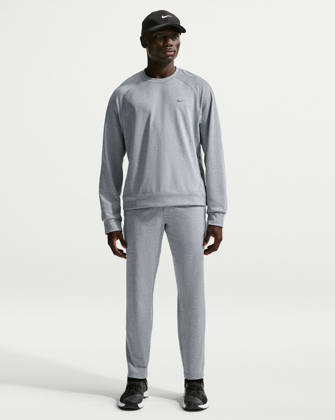 Nike Primary NanoKnit Men's Dri-FIT UV Protection Performance Tracksuit Bottoms - Smoke Grey/Heather/Smoke Grey