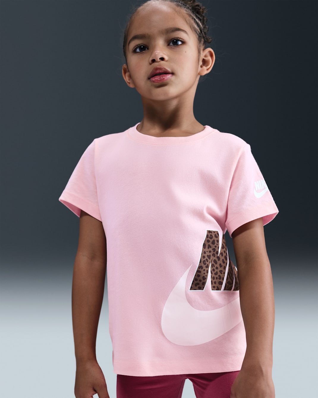 T-shirt dla małych dzieci z nadrukiem Nike Wild Warmth - Medium Soft Pink