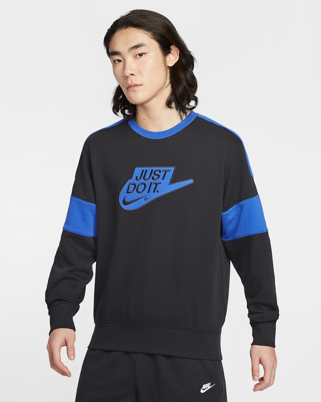 나이키 스포츠웨어 클럽 남성 프렌치 테리 크루넥 스웻셔츠 - 블랙/게임 로얄/게임 로얄