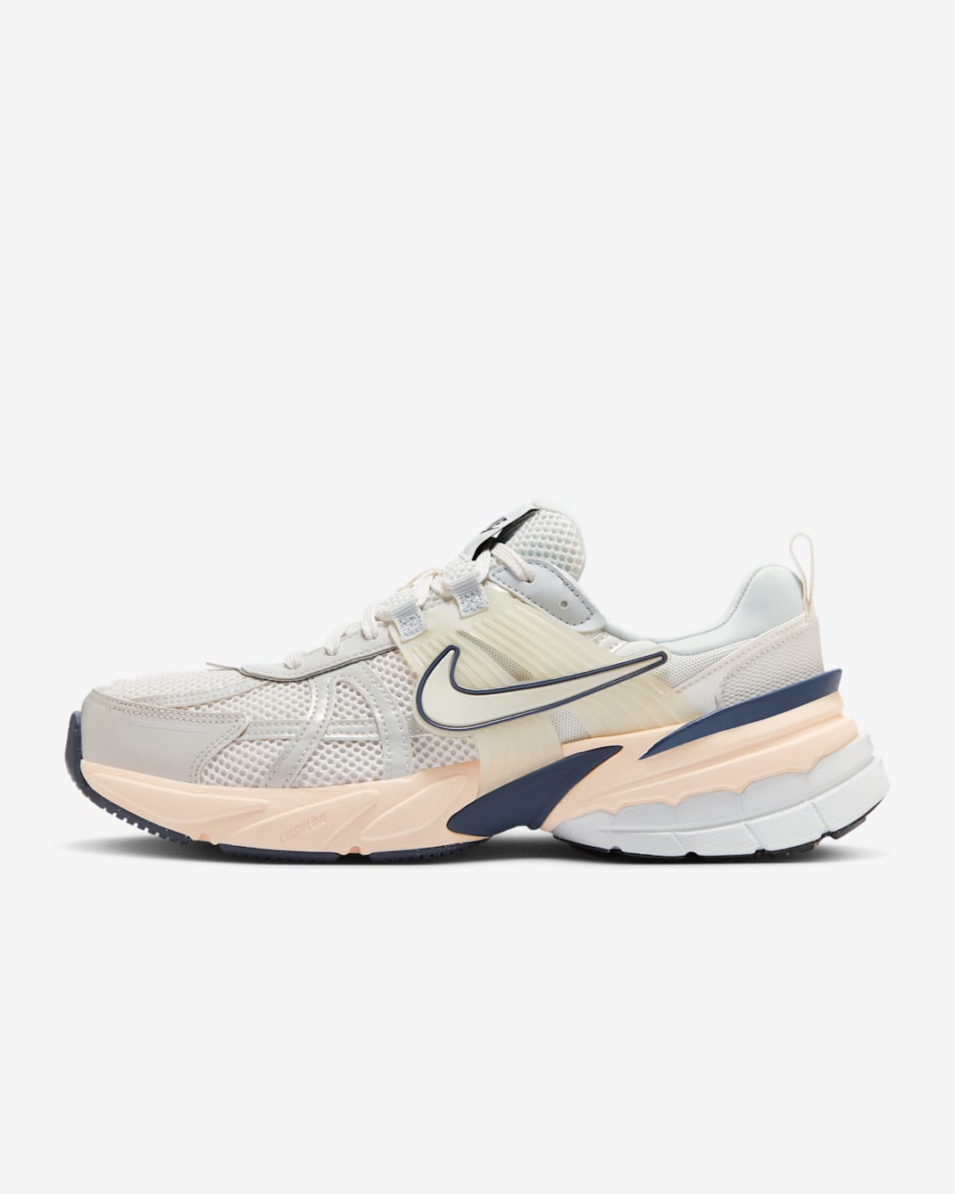 ナイキ V2K ラン ウィメンズシューズ - プラチナムティント/ピュアプラチナム/グアバアイス/プラチナムティント