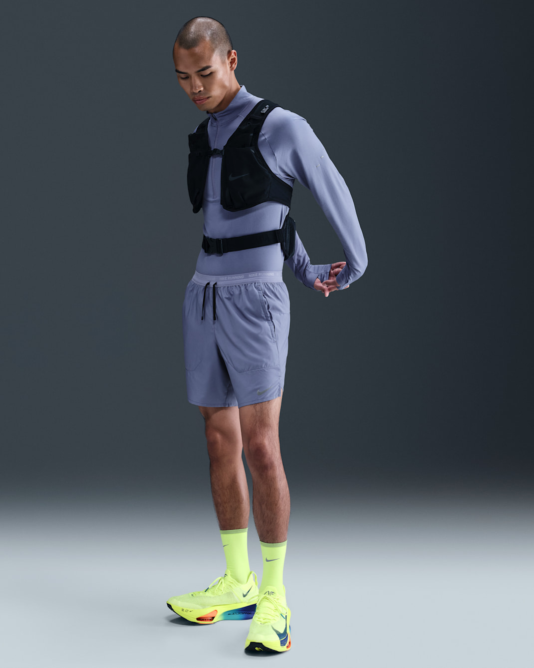 Nike Dri-FIT Stride 男款 7" 隱藏式內裡跑步短褲 - World Indigo/黑色