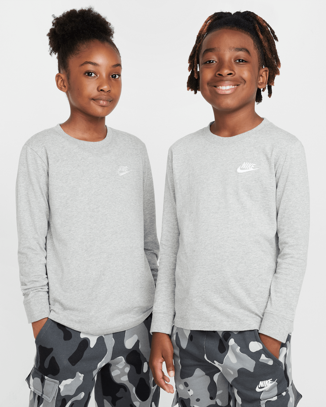 Nike Sportswear langermet T-skjorte til store barn - Dark Grey Heather