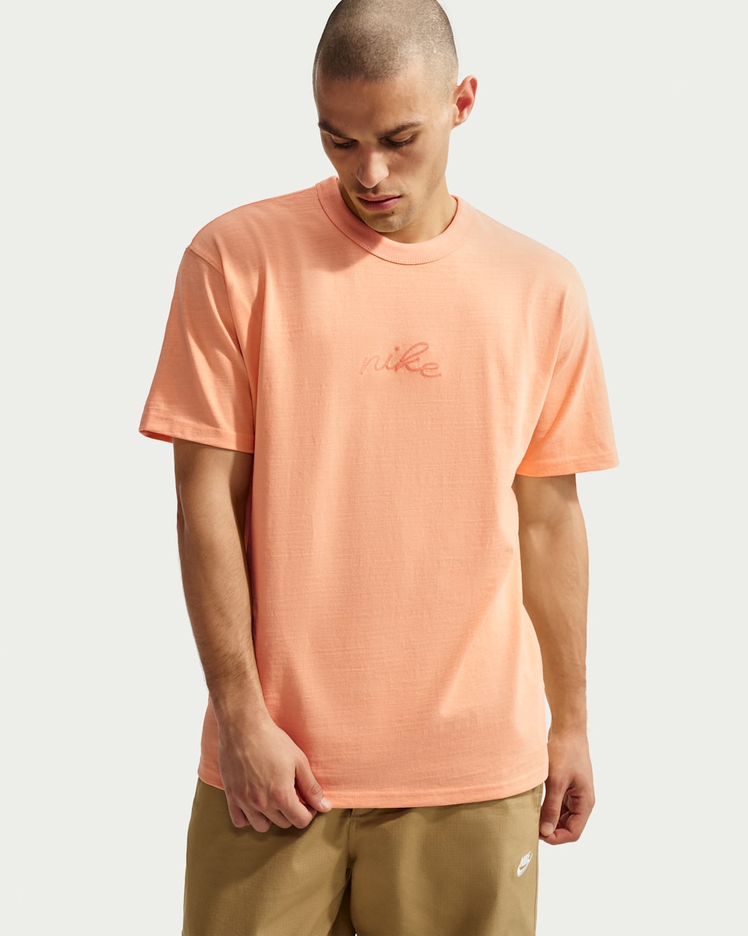 Nike Sportswear Premium Essentials Men's T-shirt - Orange Chalk