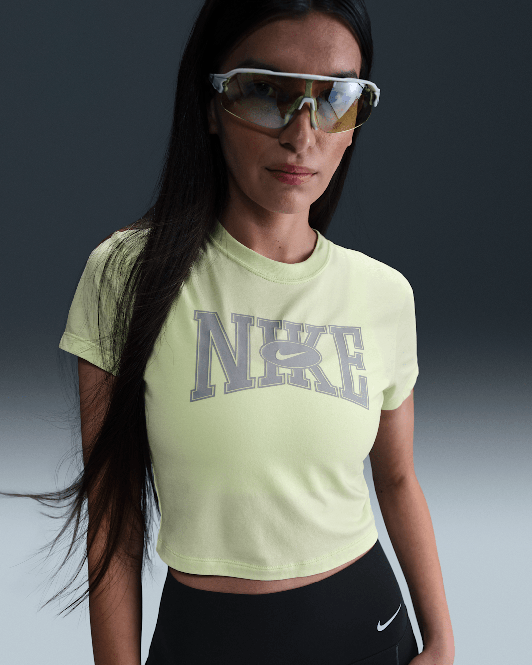 Nike Sportswear Women's Slim Cropped T-Shirt - Light Liquid Lime
