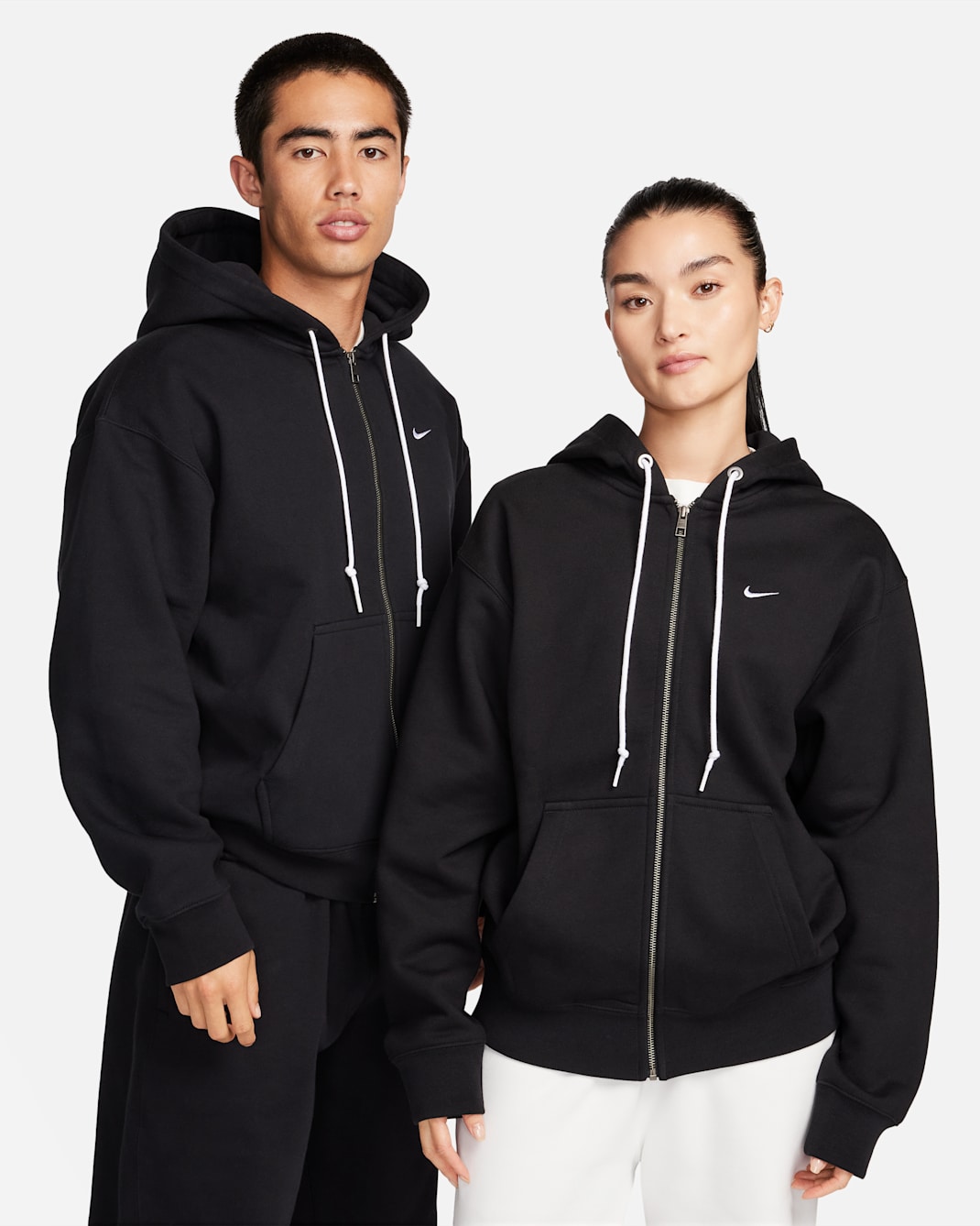 Nike Solo Swoosh Men's Full-Zip Hoodie - Black/White