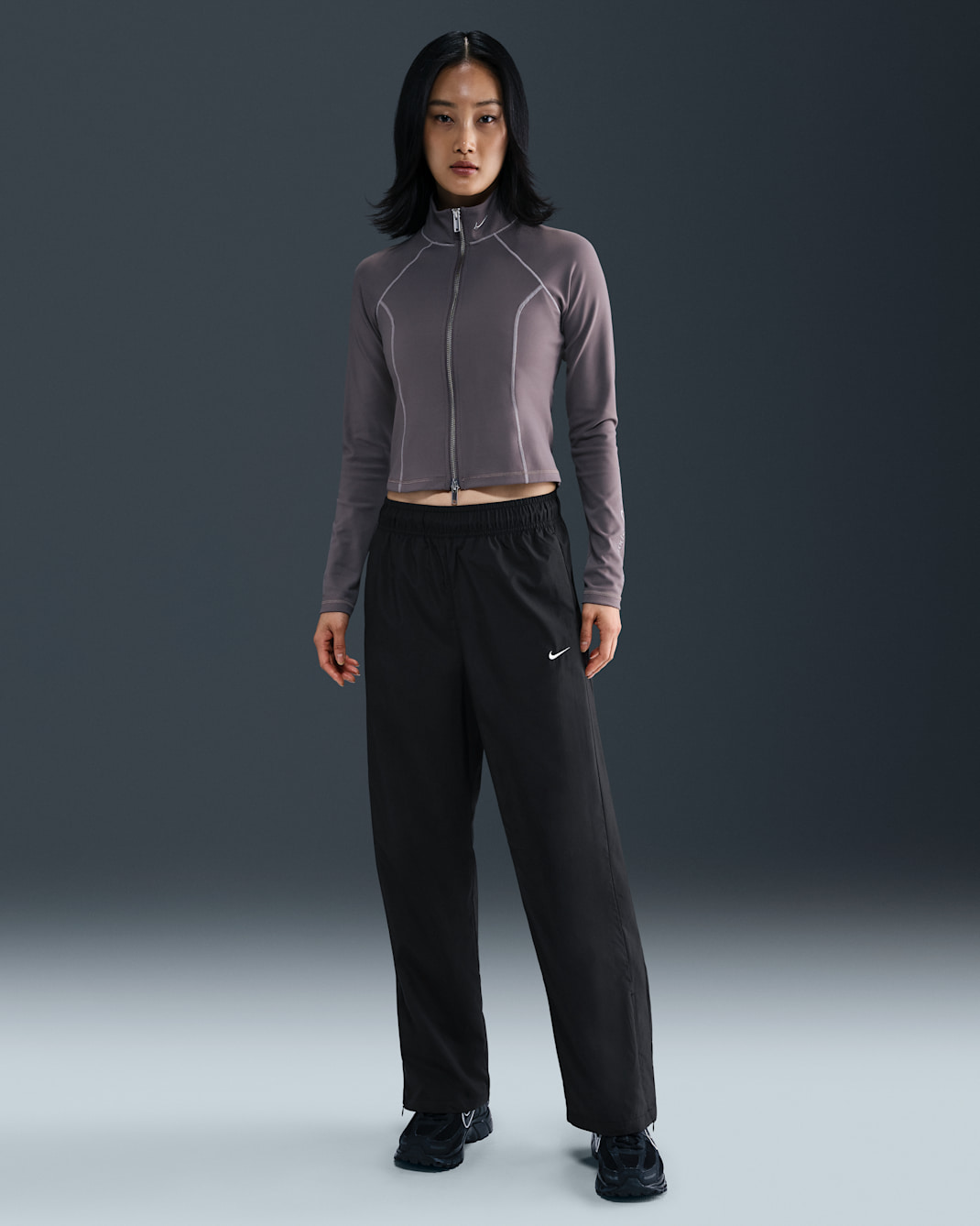 나이키 스포츠웨어 클래식 여성 미드라이즈 오픈 헴 팬츠 - 블랙/세일