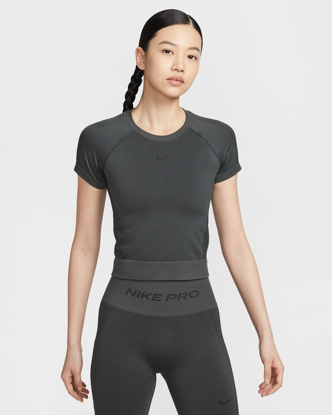Nike Pro Seamless Women's Dri-FIT T-Shirt - Dark Smoke Grey