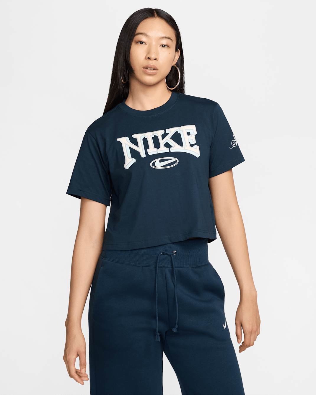 Nike Sportswear Women's Loose Short-Sleeve Cropped T-Shirt - Armoury Navy