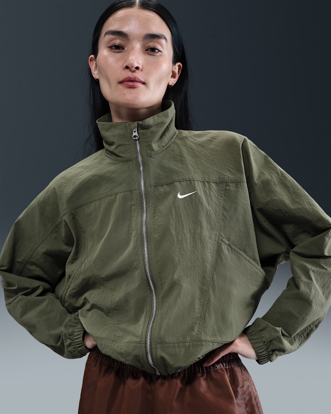 Nike Sportswear Everything Wovens Women's Oversized Repel UV Protection Jacket - Medium Olive/Sail