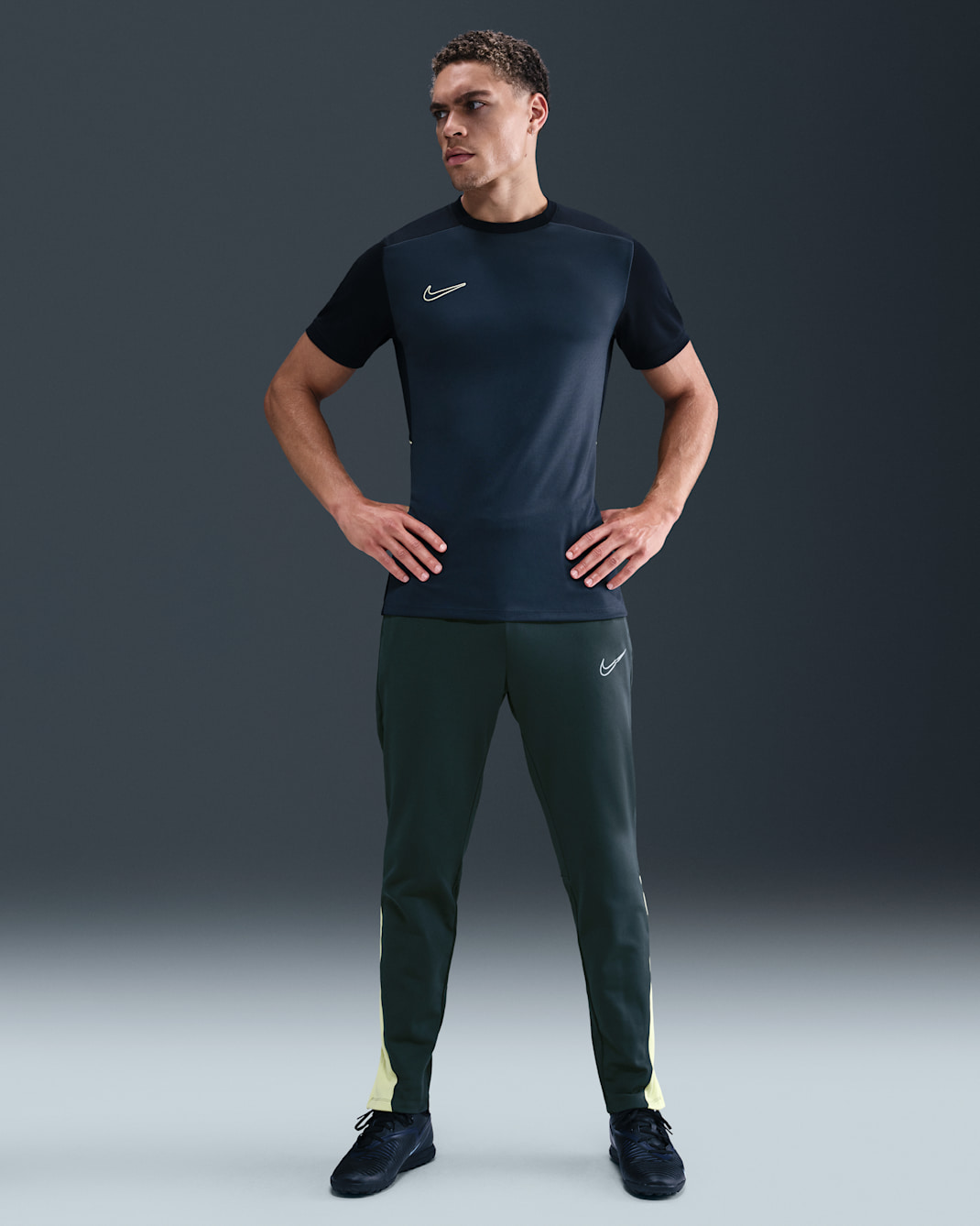 Nike Academy Winter Warrior Men's Therma-FIT Soccer Pants - Seaweed/Limelight