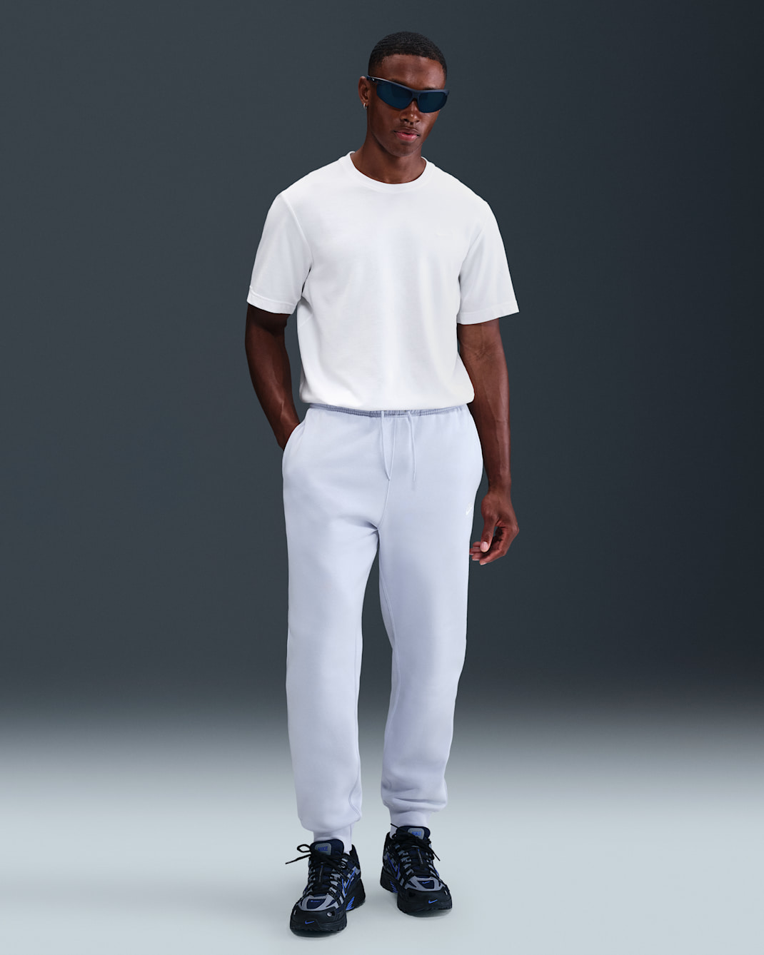 Nike Club joggingbroek voor heren - Ghost/Ghost/Wit