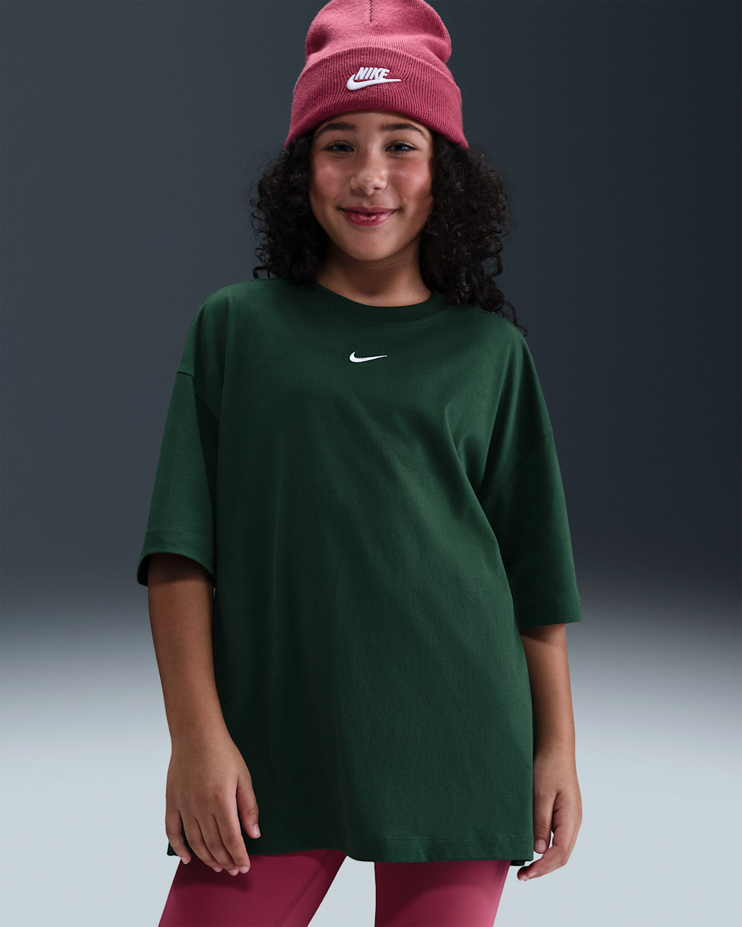 Nike Sportswear Older Kids' (Girls') Oversized T-Shirt - Fir